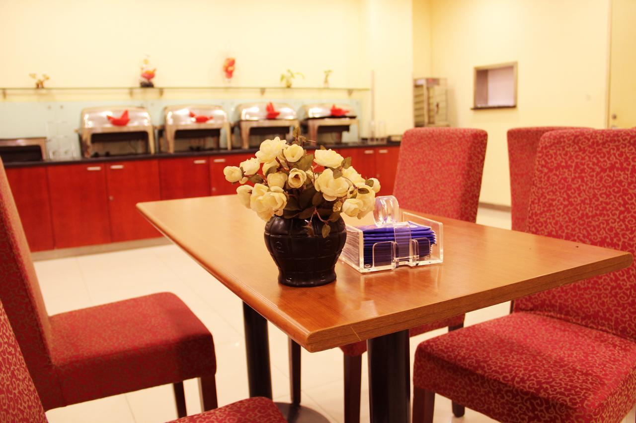 Hanting Hotel Shenyang Sujiatun Railway Station Chambre photo