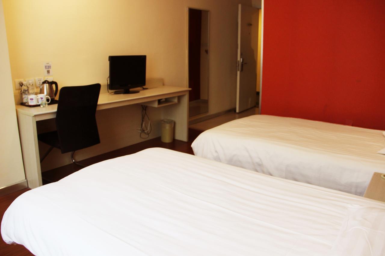 Hanting Hotel Shenyang Sujiatun Railway Station Chambre photo
